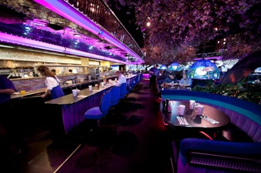 Peppermill Restaurant-2